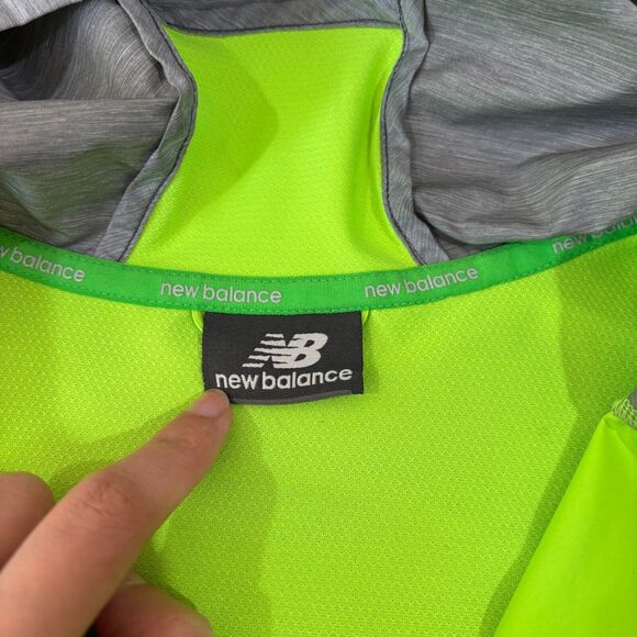 New Balance Neon Green Wind Jacket Men L Running Packable High Visibility Hooded - Picture 8 of 13